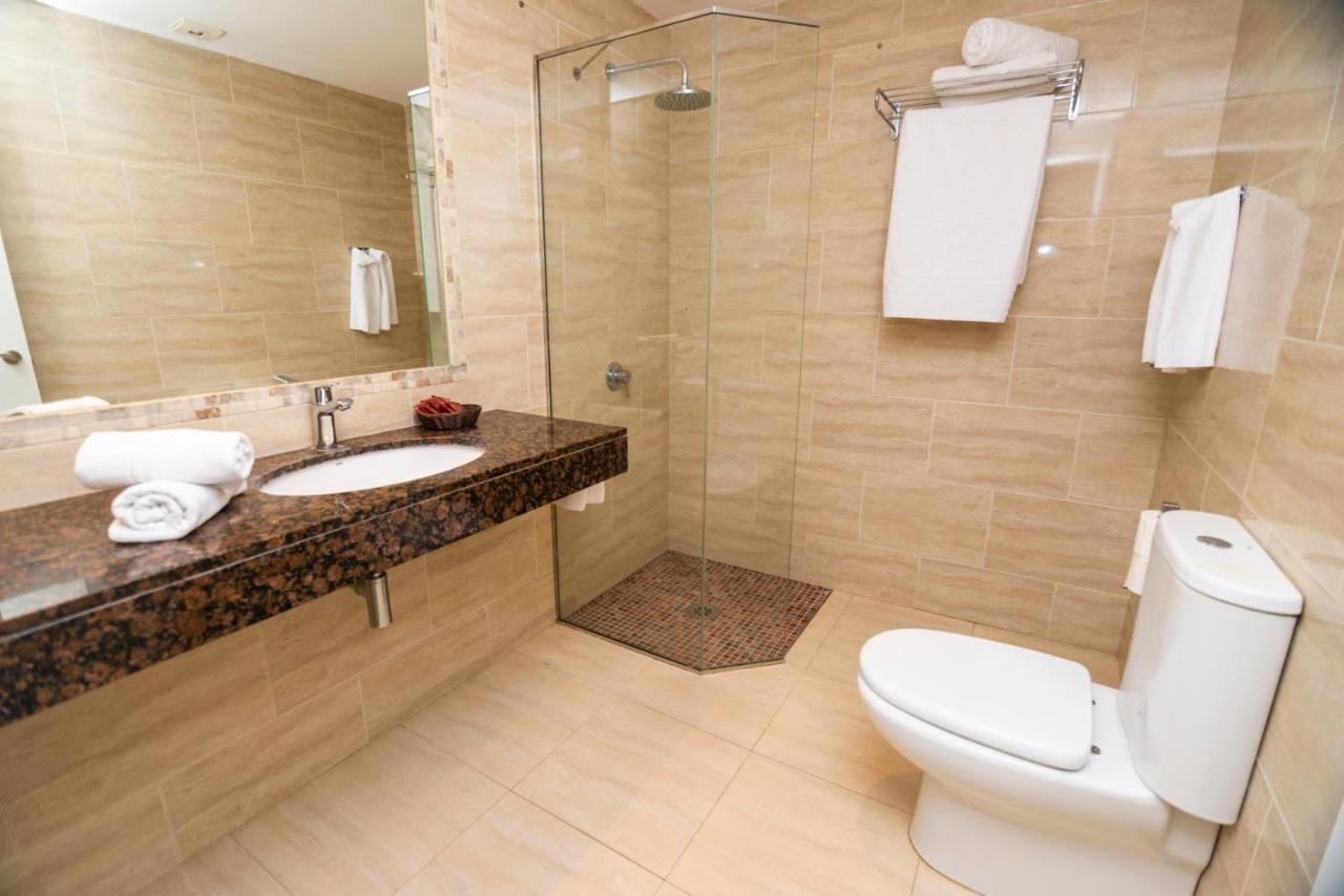 Apartamentos Bora Bora - Adults Only Playa d'en Bossa Exteriér fotografie