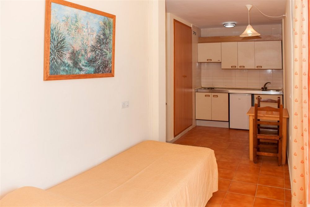 Apartamentos Bora Bora - Adults Only Playa d'en Bossa Exteriér fotografie