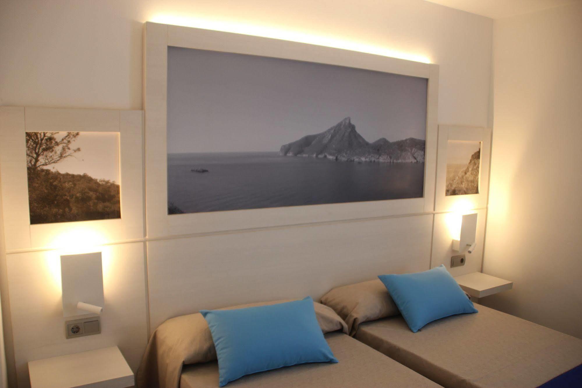 Apartamentos Bora Bora - Adults Only Playa d'en Bossa Exteriér fotografie