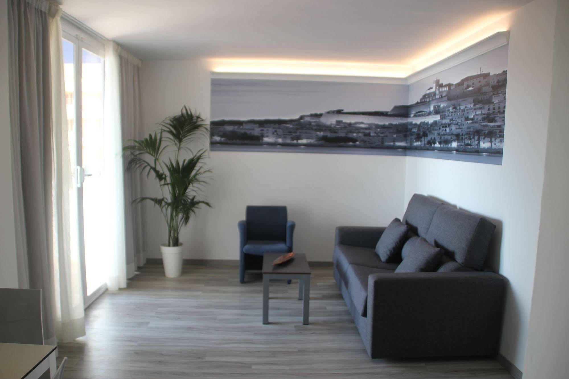 Apartamentos Bora Bora - Adults Only Playa d'en Bossa Exteriér fotografie